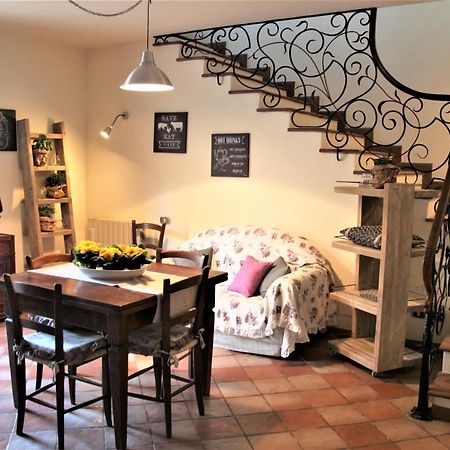 Claudia Vacanza Toscana - Appartamento Nocciolo- 10 Min Da Siena Malignano Zewnętrze zdjęcie